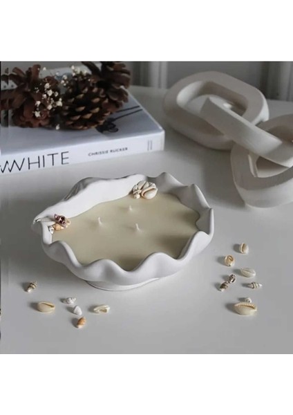 Ekru Dekoratif Midye Kabuğu Mum, Şık ve Doğal Ev Aksesuarı fiyatları