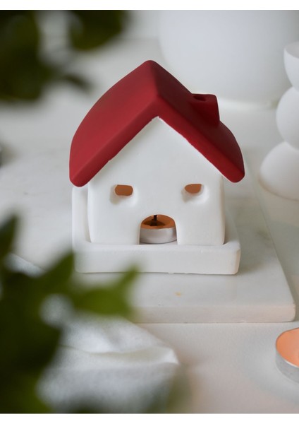 Kırmızı Çatılı Ev Mumluk, Sıcak Atmosfer Için Güzel Bir Dekorasyon Parçası modelleri
