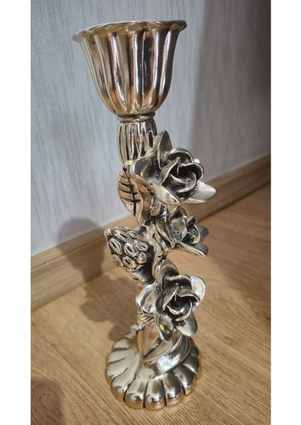 Gümüş Kaplama Çiçekli Zarif Mumluk ve Dekoratif Obje Gri Renk
