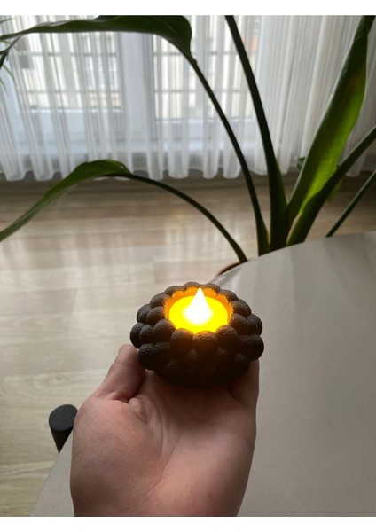 Lacivert Dekoratif Mumluk, Tealight Mum ile Şık ve Sıcak Atmosfer Yaratır