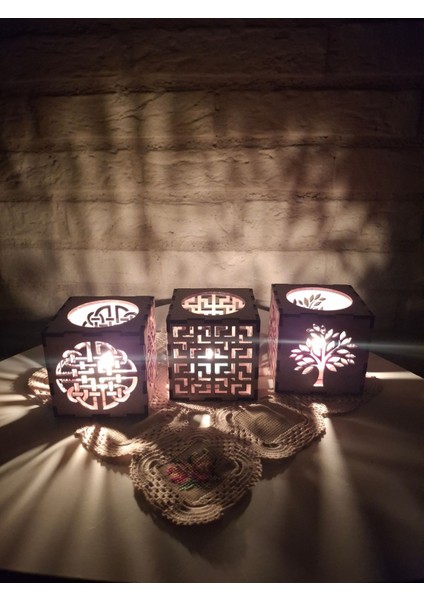 Şık Ahşap 3'lü Mumluk Seti, Doğal Renk, Sıcak Atmosfer Sağlar. modelleri