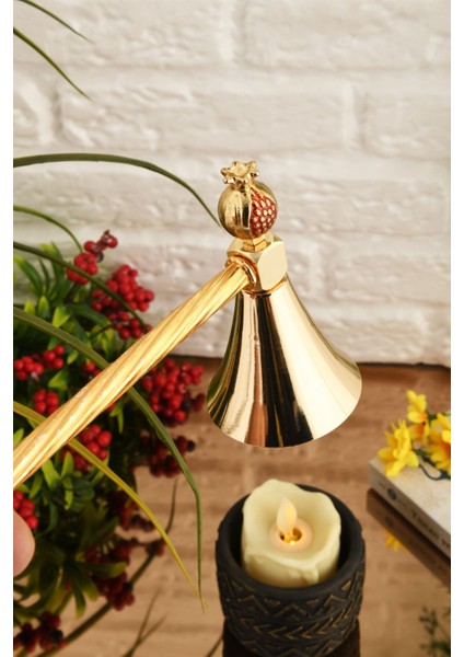 Yüksek Kaliteli Figürlü Metal Mum Söndürücü, Zarif Altın Renk Tasarım fırsatları