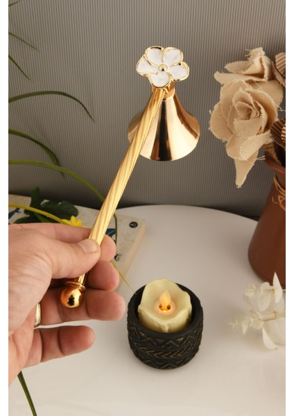 Altın ve Beyaz Renkli Çiçek Figürlü Metal Mum Söndürücü modelleri