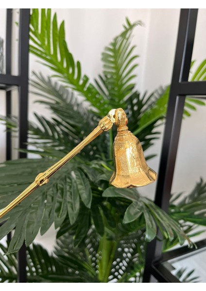 Altın Renkli Mum Söndürücü, Şık ve Kullanışlı Dekoratif Aksesuar