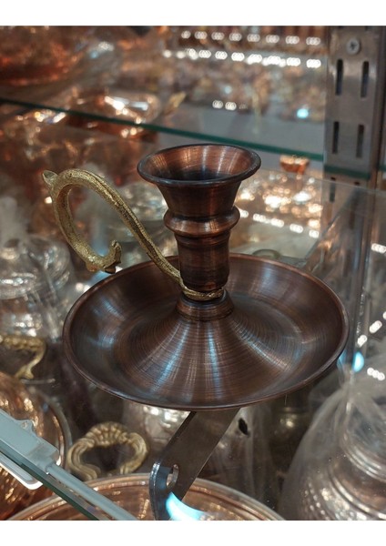 Bakır Şamdan El Mumluk, Şık ve Uygun Dekoratif Aydınlatma Aracı