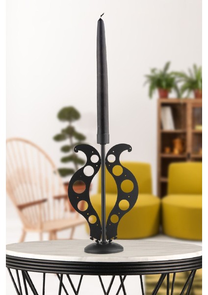 Şık Siyah Mumluk ile Dekorasyonunuza Zarif Dokunuş