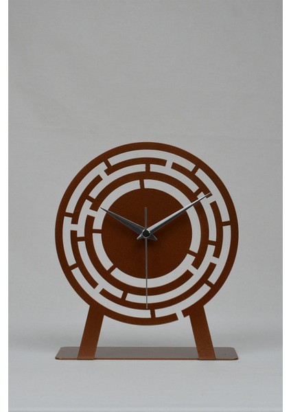 Şık Metal Labirent Tasarımlı Sessiz Mekanizmali Masa Saati, Bakır Renkli modelleri
