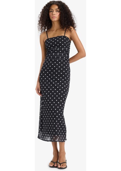 Bodycon Vücudu Saran Kare Yaka Puantiyeli Tül Askılı Midi Elbise