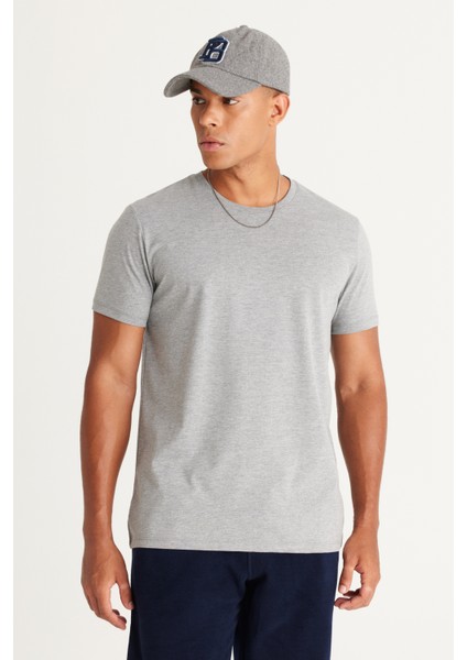 Erkek Koyu Gri Pamuklu Slim Fit Dar Kesim Bisiklet Yaka Tişört