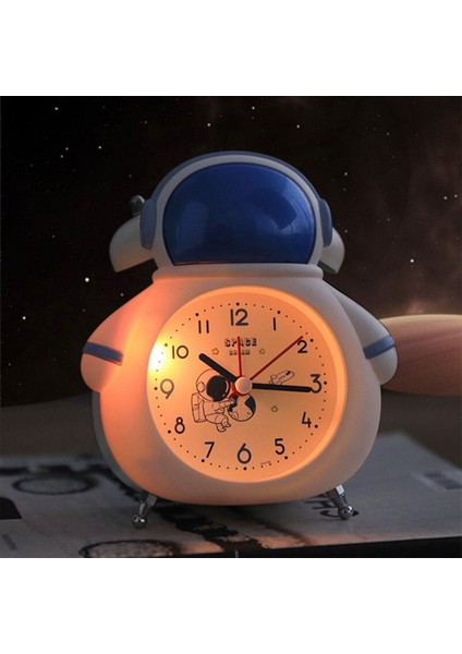 Şık Astronot Temalı Masa Saati, Gümüş Renkli, Modern ve Dekoratif Tasarım fırsatları