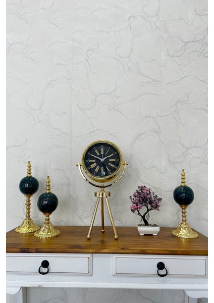 Altın Renk Mini Tripod ve Masa Saati, Şık ve Kullanışlı Ev Dekoru. modelleri