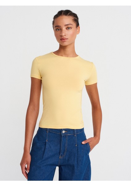 31906 Vücuda Oturan Kısa Kollu T-Shirt-Sarı