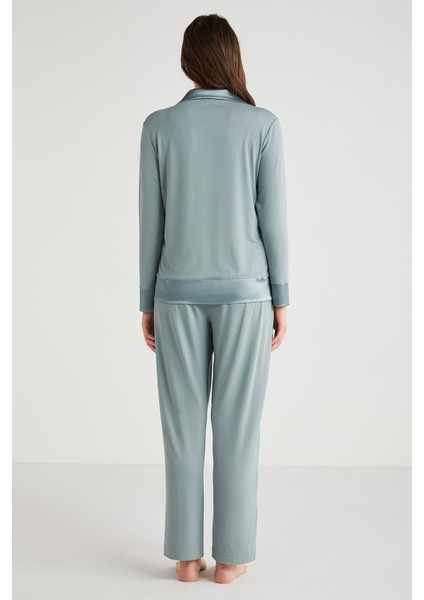 Kadın Uzun Kol Önden Düğmeli Yeşil Pijama Takım C8T0N7O9 modelleri