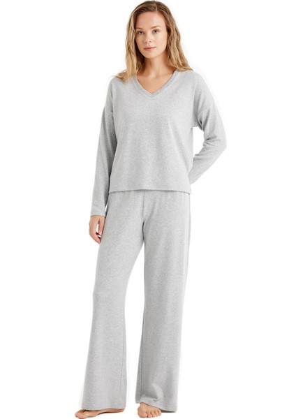 Kadın Uzun Kol Thermal V Yaka Gri Pijama Takımı C3T9N4O06