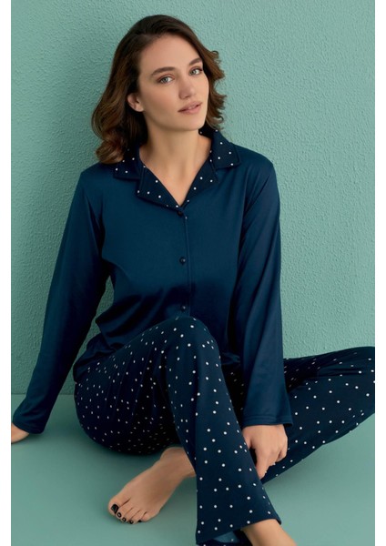 Kadın Uzun Kol Önden Düğmeli Lacivert Pijama Takım C1T9N1O01-3