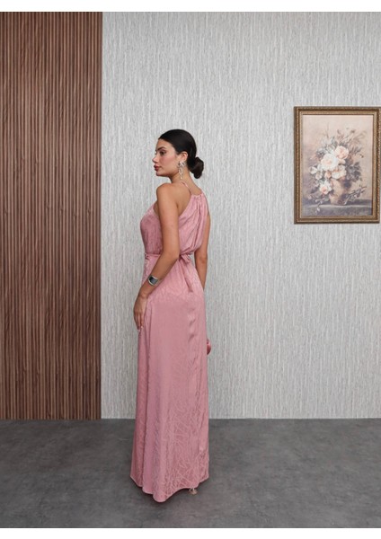 Pembe Bel Bağlamalı Yırtmaçlı Elbise