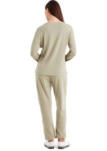 Kadın Uzun Kol Yeşil Modal-Yün Pijama Takım C0T6N4O06-61 fırsatları