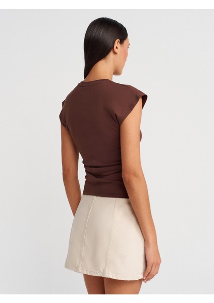 31875 Dikiş Detaylı T-Shirt-Açık Kahve fiyatları