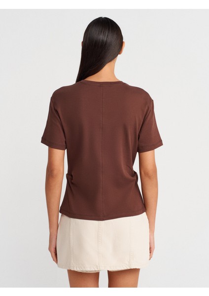 31874 Yırtmaç Detaylı T-Shirt-Açık Kahve fiyatları