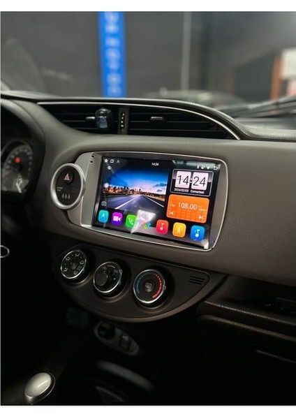 Toyota Yaris 2012-2018 Multimedya Carplay Ekran Seti 2 GB Ram 32 Hafızalı