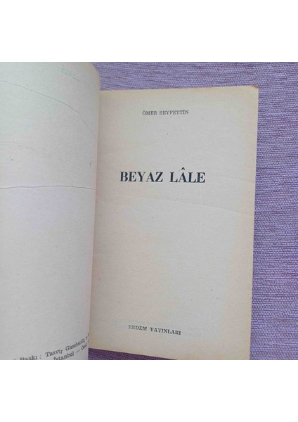 Beyaz Lale Omer Seyfettin Erdem Yayinlari fırsatları