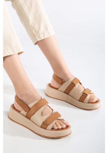 Kadın Hakiki Deri Cırtlı Kalın Taban Sandalet - Bej