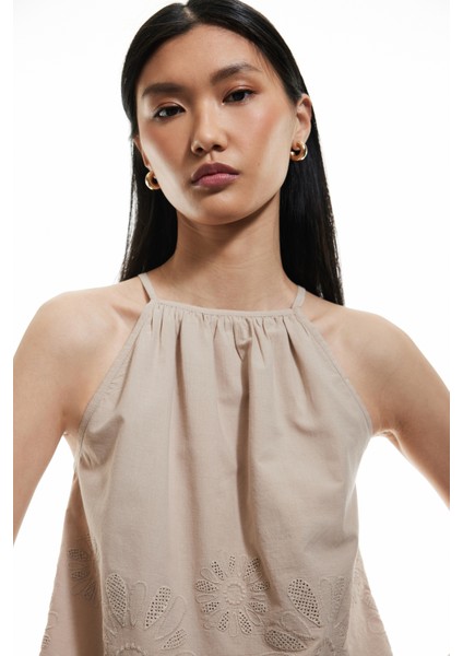 Pamuklu Floral Dokulu Fistolu Brodeli Halter Yaka Askılı Bluz