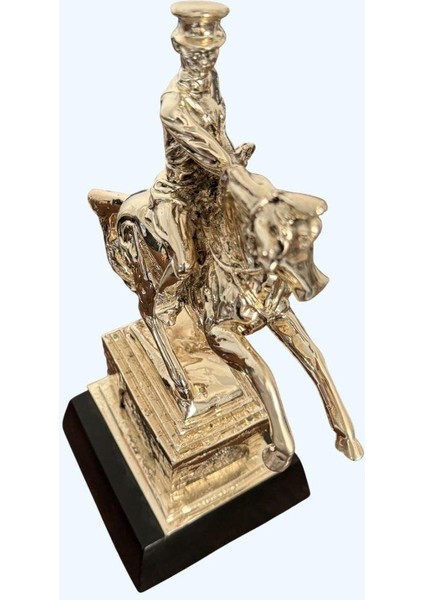 Atın Üstünde Atatürk Büstü Heykel Biblo 43 cm Gümüş Renk fırsatları