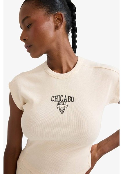 fit Nba Chicago Bulls Standart Fit Bisiklet Yaka Nakış Baskı Fitilli Kaşkorse Kısa Kollu TIŞÖRT E3829AX25SM