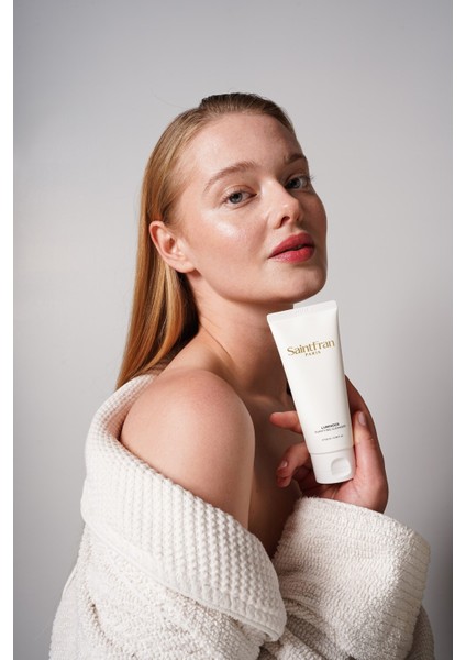 Luminous Purifying Cleanser | Enzimli Yüz Jeli | Derin Temizlik & Makyaj Temizleyici | 100ml indirimleri
