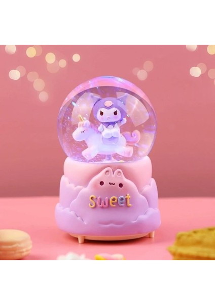 Kuromi Işıklı Müzikli Kar Küresi Orta Boy ALK3043