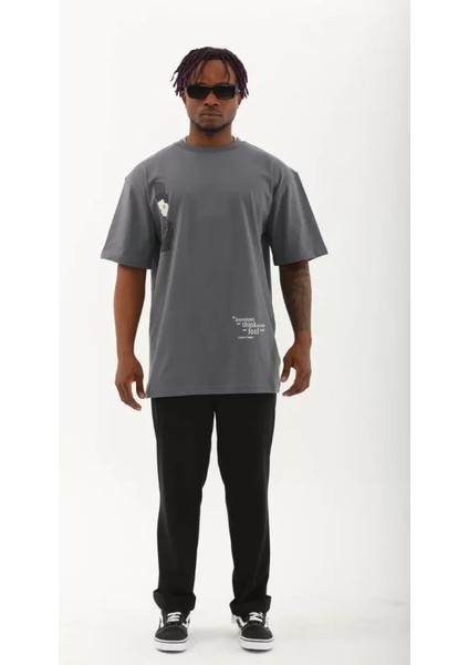 Unisex Oversize Baskılı Bisiklet Yaka T-Shirt - Füme fırsatları