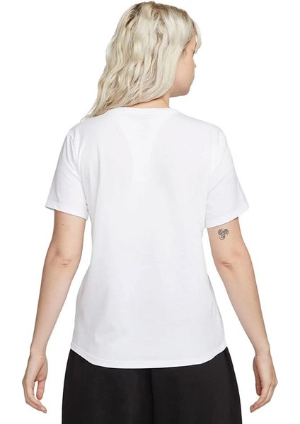 DX7902 100 Nsw Clup Ss Tee Kadın T-Shirt fiyatları