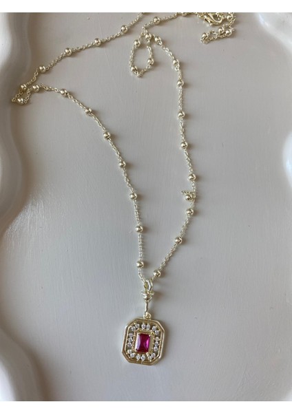 Kırmızı Taşlı Pirinç Gold Kolye fiyatları