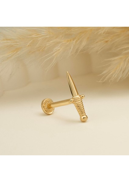 14 Ayar Altın Kılıç Motifli Minimal Tragus Piercing