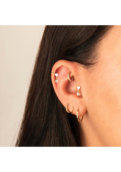 14 Ayar Altın Kalpli Inci Sallantılı Minimal Tragus Piercing