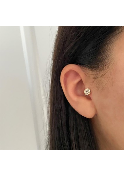 14 Ayar Altın Taşlı Minimal Tragus Piercing fiyatları