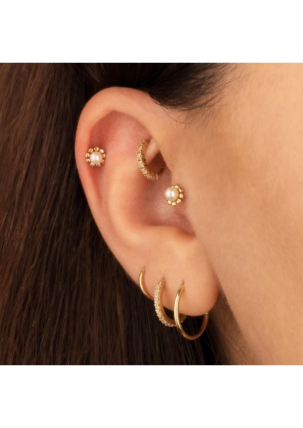 14 Ayar Altın Incili Çiçek Minimal Tragus Piercing