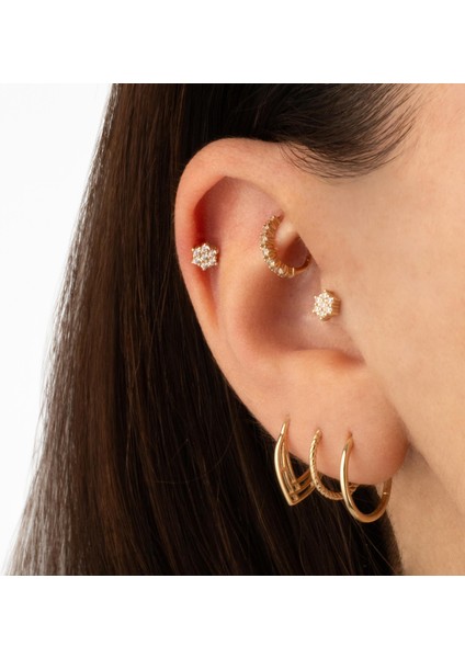 14 Ayar Altın Taşlı Çiçek Motifli Minimal Tragus Piercing