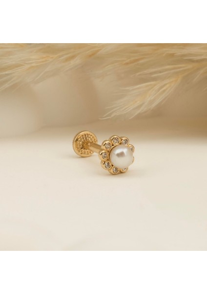 14 Ayar Altın Incili Çiçek Minimal Tragus Piercing