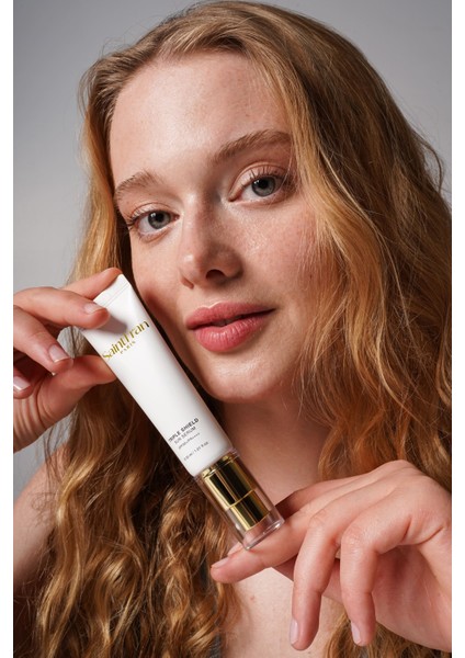 Triple Shield Sun Serum | Güneş Kremi SPF50+ PA++++ | Leke Karşıtı | Anti-Aging | Hafif Yapı & Yoğun Nem | 30ml modelleri