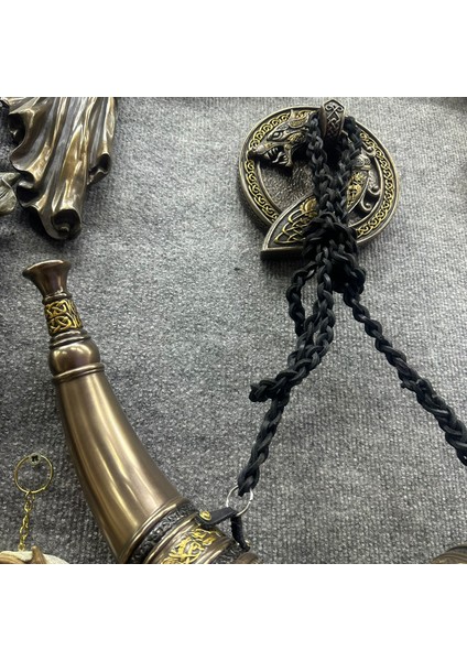 Viking Korna Veronese Design Duvar Dekoru indirimleri