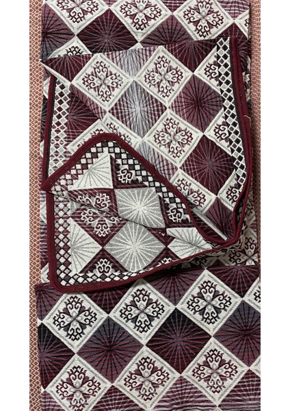 Hccompanyfabrıcon Halı Örtüsü Bordo 4m²