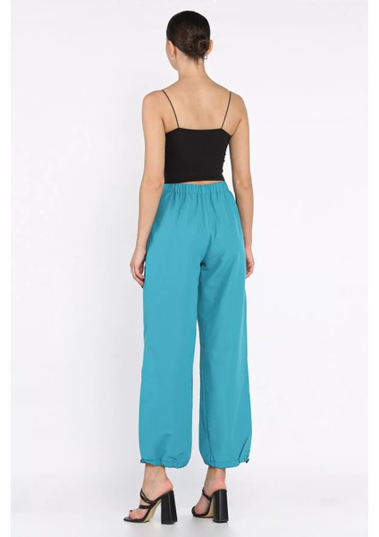 Bel ve Paça Lastikli Kadın Paraşüt Pantolon P-00017661 modelleri