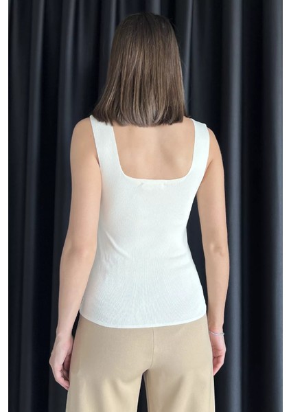 Kare Yaka Askılı Likralı Kadın Triko Bluz P-00017658 modelleri