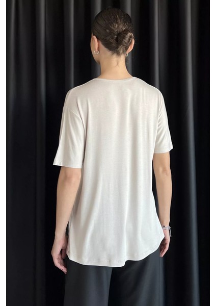 Kadın Taş Işlemeli Bisiklet Yaka Likralı Tişört P-00017649 modelleri