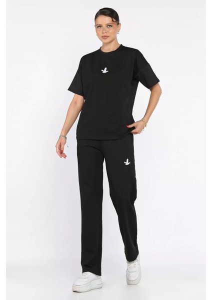 Kadın Nakış Detaylı Bisiklet Yaka Tişört Pantolon Ikili Takım P-00017613 fiyatları
