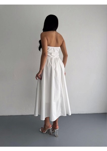 Elegant Beyaz Straplez Pileli Elbise