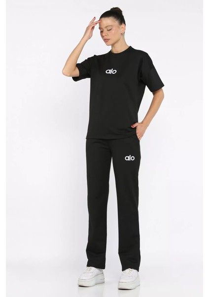 Bisiklet Yaka Nakışlı Kadın Tişört Pantolon Ikili Takım P-00017626 fiyatları