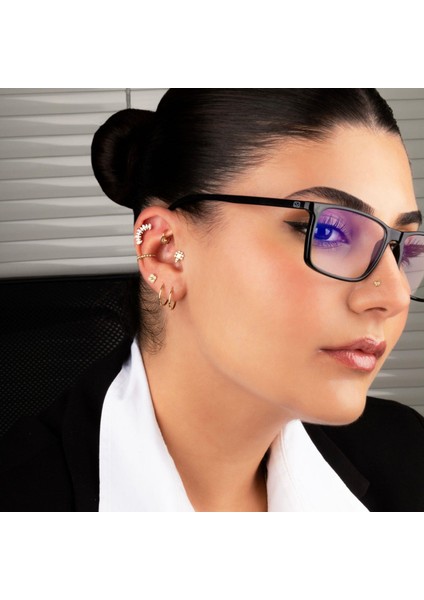 14 Ayar Altın 9 Markis Taşlı Tragus Piercing